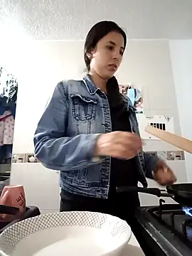 Bonny Klote online show from 02-07-25, 01:47