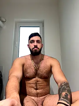 Snapshot of LoveIsBlind_ chatting on 12-06-24, 07:43 LoveIsBlind online show from 12-06-24, 07:43