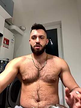 Snapshot of LoveIsBlind_ chatting on 12-06-24, 11:03 LoveIsBlind online show from 12-06-24, 11:03