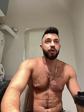 Snapshot of LoveIsBlind_ chatting on 12-07-24, 08:11 LoveIsBlind online show from 12-07-24, 08:11