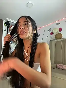 Snapshot of lina_pink chatting on 01-30-25, 11:24 lina pink online show from 01-30-25, 11:24