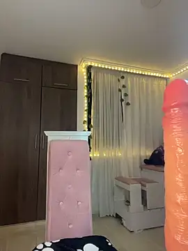 lina pink online show from 02-26-26, 03:05