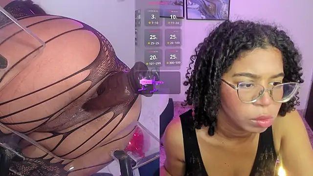 Snapshot of MilaHall_ chatting on 02-08-26, 04:38 MilaHall online show from 02-08-26, 04:38