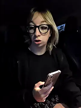 Giuliana baby online show from 09-23-25, 05:32