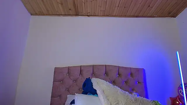 miaa saenz1 online show from 09-17-25, 04:25