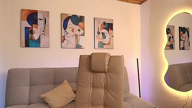 Snapshot of miaa_saenz1 chatting on 02-22-26, 04:46 miaa saenz1 online show from 02-22-26, 04:46