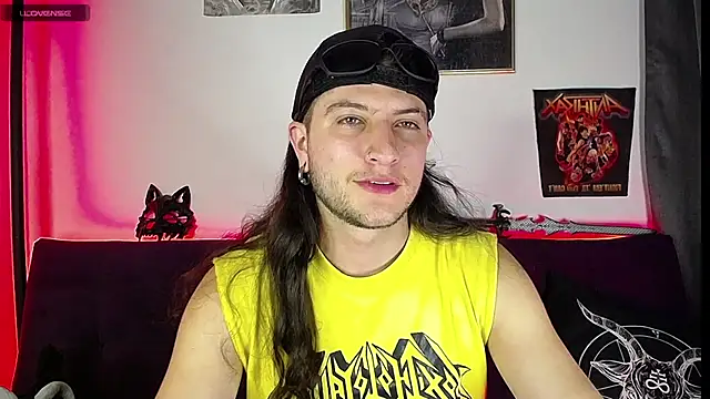 Snapshot of blckwolf_6 chatting on 01-25-25, 02:15 blckwolf 6 online show from 01-25-25, 02:15