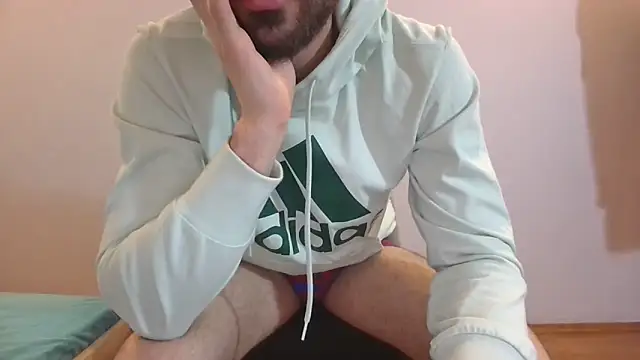 Snapshot of Turkboy_17 chatting on 01-11-25, 02:36 Turkboy 17 online show from 01-11-25, 02:36