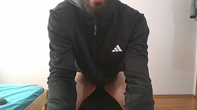 Snapshot of Turkboy_17 chatting on 01-19-25, 01:12 Turkboy 17 online show from 01-19-25, 01:12