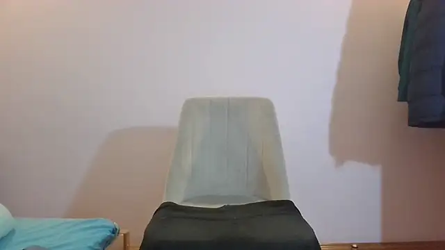 Snapshot of Turkboy_17 chatting on 02-23-25, 03:51 Turkboy 17 online show from 02-23-25, 03:51