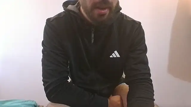 Snapshot of Turkboy_17 chatting on 03-09-25, 07:56 Turkboy 17 online show from 03-09-25, 07:56