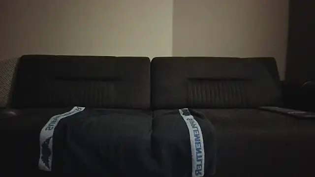 Snapshot of Turkboy_17 chatting on 02-25-26, 05:22 Turkboy 17 online show from 02-25-26, 05:22