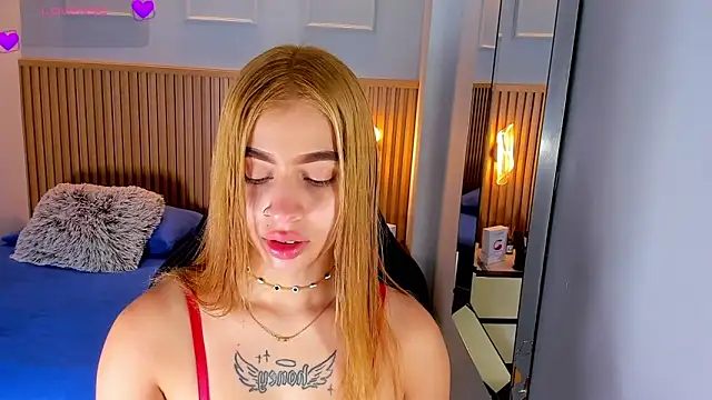 LUCYAMARS1 online show from 10-22-25, 12:27