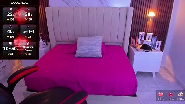 Snapshot of CAMILAGRAY chatting on 09-17-25, 12:51 CAMILAGRAY online show from 09-17-25, 12:51