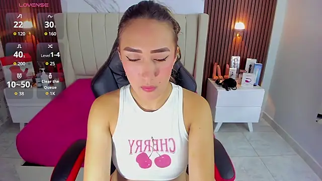 Snapshot of CAMILAGRAY chatting on 10-29-25, 12:51 CAMILAGRAY online show from 10-29-25, 12:51