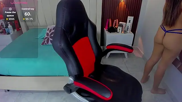 Snapshot of CAMILAGRAY chatting on 11-25-25, 12:38 CAMILAGRAY online show from 11-25-25, 12:38