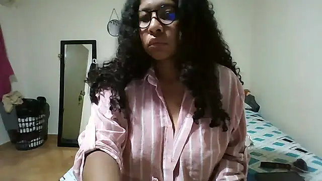 Ivon-09 online show from 04-19-26, 12:37