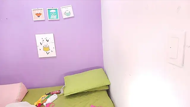 Snapshot of veronica_sinner_ chatting on 01-10-25, 11:54 veronica sinner online show from 01-10-25, 11:54