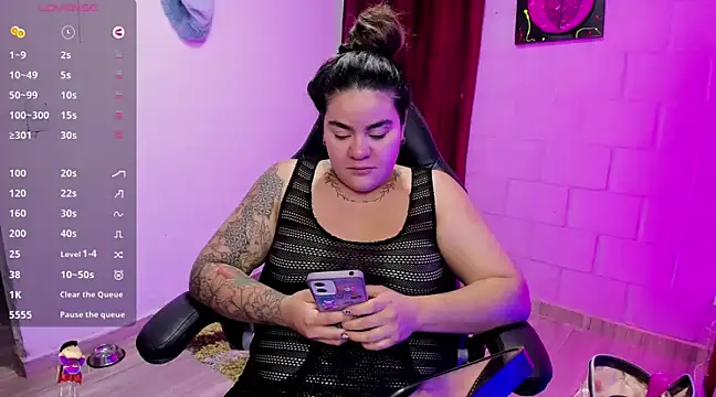 Sharon hils online show from 12-17-24, 11:49