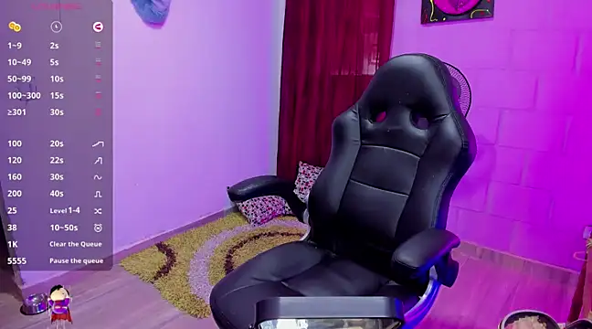 Sharon hils online show from 12-18-24, 01:02