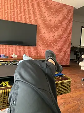 Snapshot of bcc0001 chatting on 10-29-25, 05:10 bcc0001 online show from 10-29-25, 05:10