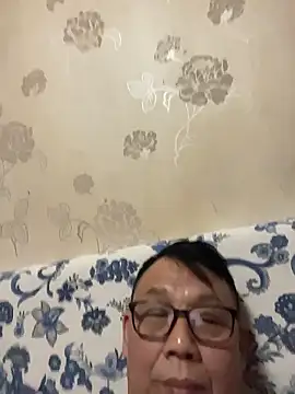 Snapshot of bcc0001 chatting on 01-18-26, 07:12 bcc0001 online show from 01-18-26, 07:12