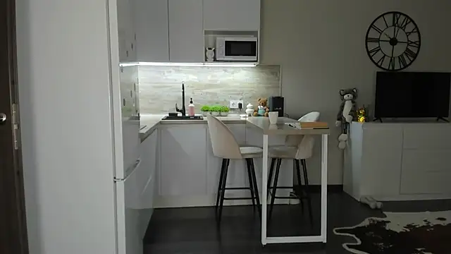 nilliluv online show from 10-08-25, 11:02