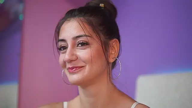 Snapshot of SabrinaHope chatting on 09-24-25, 08:56 SabrinaHope online show from 09-24-25, 08:56