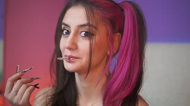 Snapshot of SabrinaHope chatting on 12-04-25, 10:07 SabrinaHope online show from 12-04-25, 10:07