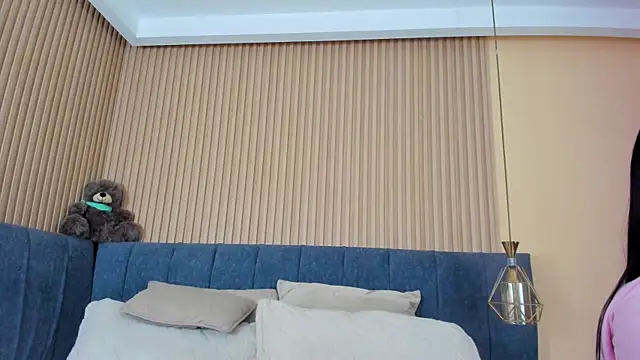 Snapshot of kathecute__ chatting on 11-09-25, 01:37 kathecute online show from 11-09-25, 01:37