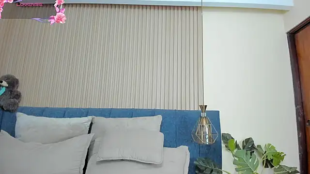 kathecute   online show from 06-20-26, 01:41