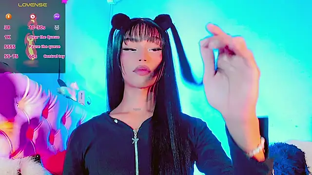 Snapshot of HELEM__S7 chatting on 02-19-25, 05:05 HELEM S7 online show from 02-19-25, 05:05