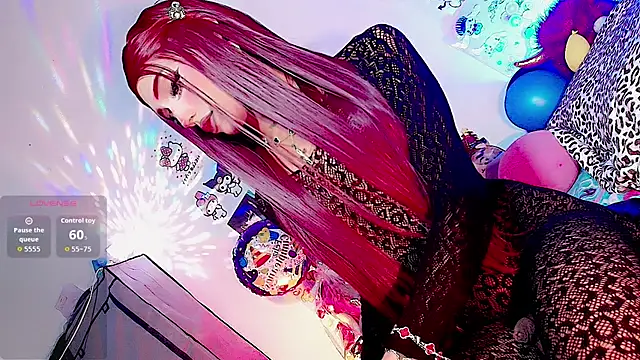 Snapshot of HELEM__S7 chatting on 11-26-25, 11:22 HELEM S7 online show from 11-26-25, 11:22