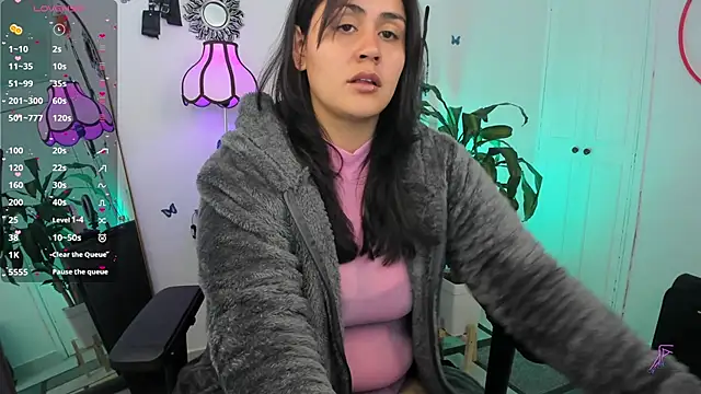 Snapshot of GretaX-X chatting on 09-23-25, 11:24 GretaX-X online show from 09-23-25, 11:24