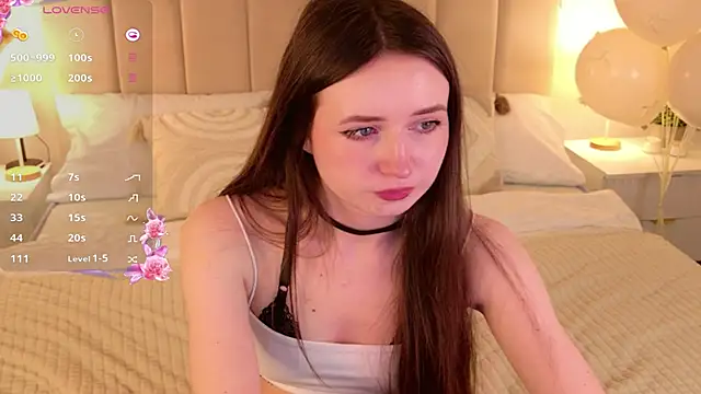 AliceLiddelle online show from 04-20-26, 11:57