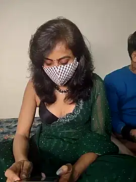 Snapshot of Raat_ki_rani_ chatting on 02-02-25, 05:15 Raat ki rani online show from 02-02-25, 05:15