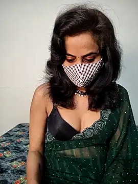 Snapshot of Raat_ki_rani_ chatting on 02-24-25, 09:00 Raat ki rani online show from 02-24-25, 09:00