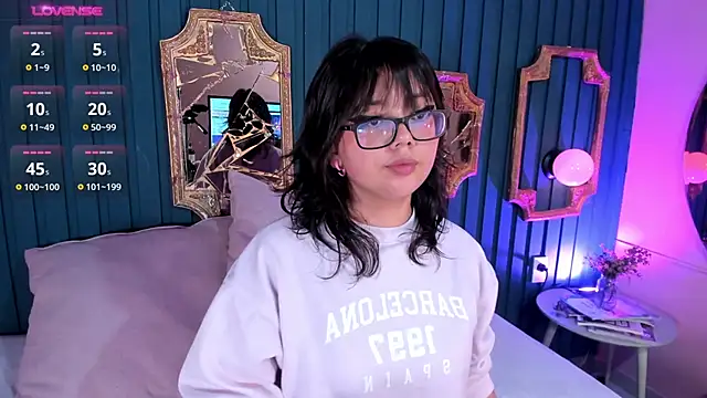 Snapshot of missy_taylor_ chatting on 02-25-25, 02:33 missy taylor online show from 02-25-25, 02:33