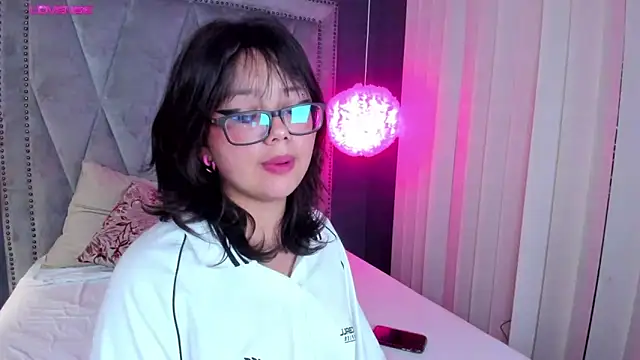 Snapshot of missy_taylor_ chatting on 02-26-25, 05:17 missy taylor online show from 02-26-25, 05:17