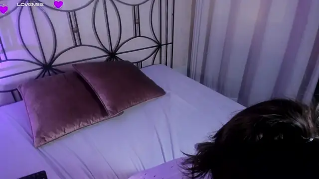 Snapshot of missy_taylor_ chatting on 03-07-25, 02:12 missy taylor online show from 03-07-25, 02:12