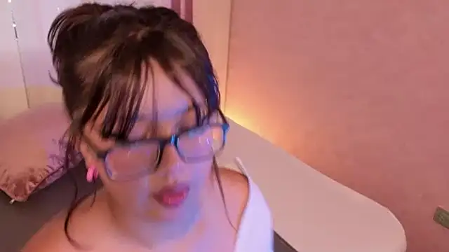 Snapshot of missy_taylor_ chatting on 09-18-25, 08:33 missy taylor online show from 09-18-25, 08:33