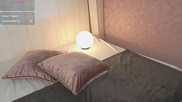 Snapshot of missy_taylor_ chatting on 09-25-25, 08:01 missy taylor online show from 09-25-25, 08:01