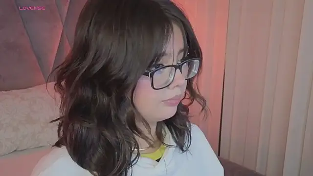 Snapshot of missy_taylor_ chatting on 10-17-25, 08:11 missy taylor online show from 10-17-25, 08:11