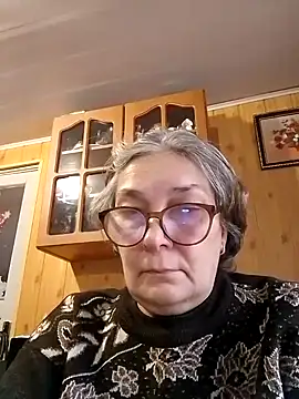 Snapshot of IrinaSweet54 chatting on 12-17-24, 10:23 IrinaSweet54 online show from 12-17-24, 10:23
