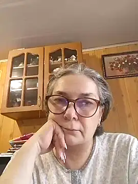 Snapshot of IrinaSweet54 chatting on 12-19-24, 10:45 IrinaSweet54 online show from 12-19-24, 10:45