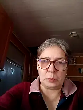 Snapshot of IrinaSweet54 chatting on 01-14-25, 08:20 IrinaSweet54 online show from 01-14-25, 08:20