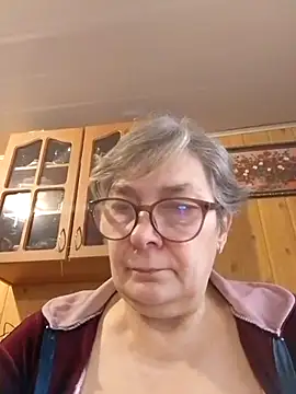 Snapshot of IrinaSweet54 chatting on 01-25-25, 10:08 IrinaSweet54 online show from 01-25-25, 10:08
