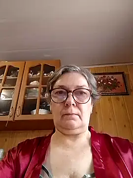 Snapshot of IrinaSweet54 chatting on 02-01-25, 08:39 IrinaSweet54 online show from 02-01-25, 08:39