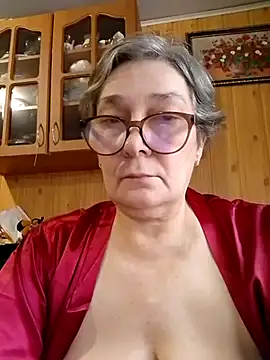 Snapshot of IrinaSweet54 chatting on 02-01-25, 11:43 IrinaSweet54 online show from 02-01-25, 11:43