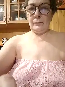 Snapshot of IrinaSweet54 chatting on 02-11-25, 03:51 IrinaSweet54 online show from 02-11-25, 03:51